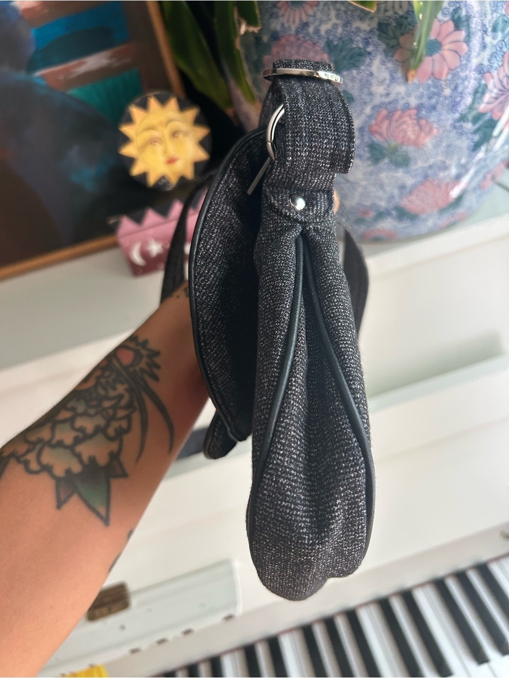Jak’s Black Textured Crossbody Bag Red Button Retro Y2K Shoulder Purse - Picture 10 of 16